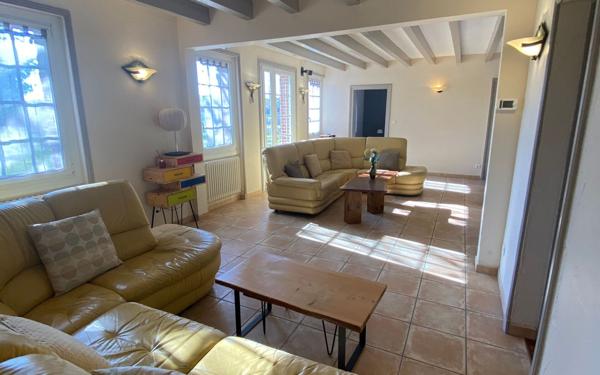 Maison à vendre    7 pièces •  Léon