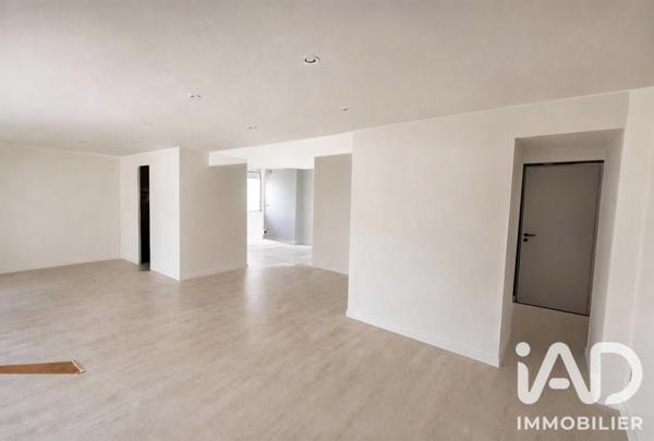 Location appartement 2 pièces 140 m² Romilly-sur-Seine