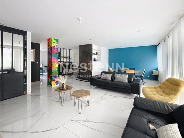 Grand Appartement T5 3 chambres avec Terrasse Cave et Parking Rue Pagère - 69500 BRON