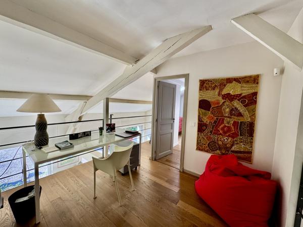 Avignon (84000) Maison de 195 m² Avignon Extra Muros