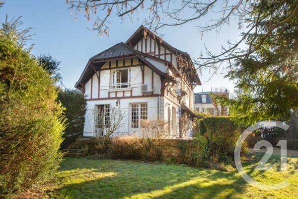 Maison à vendre  9 pièces - 210 m2 ST MAUR DES FOSSES - 94