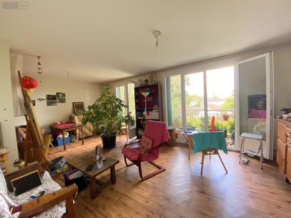Appartement à vendre à Mérignac en Gironde (33700), ref : 11638/318   
Centre Ville