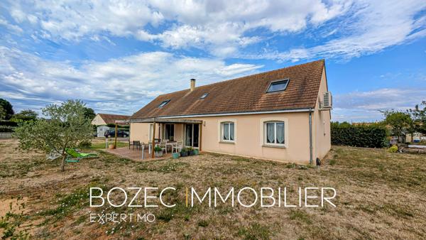 Fontenay-sur-Vègre (72350) Fontenay-sur-Vègre – Pavillon de 2009, 5 chambres, double garage