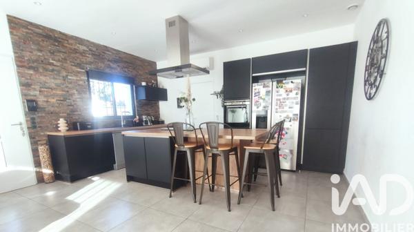 Maison à vendre 4 pièces 85 m² Tourves
