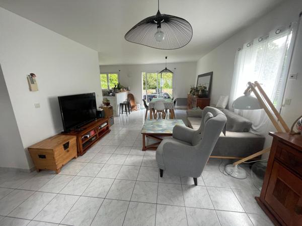 Construction traditionnelle, 2001, idéalement située