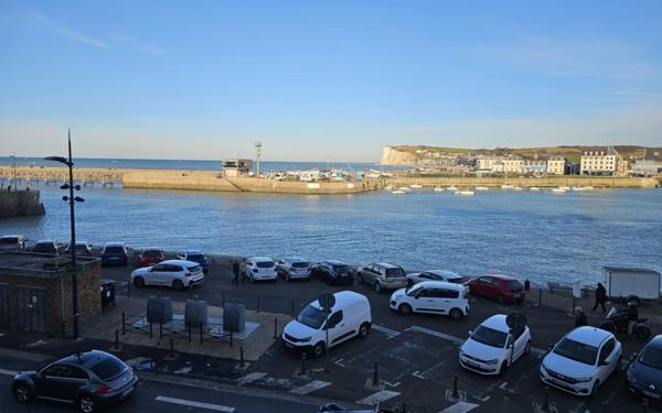 Appartement à vendre    4 pièces • 85 m2 Le Tréport