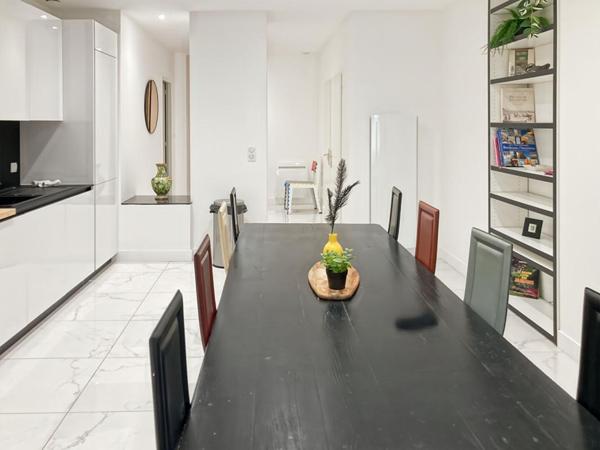 Elégant appartement avec prestations haut de gamme à proximité immédiate de Pey Berland