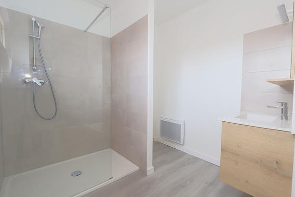 Maison Lattes 4 pièces 78 m2 sur 350 m² de terrain clos .