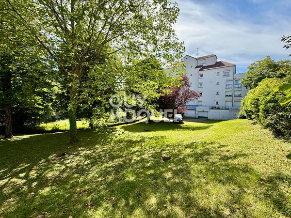 Duplex lumineux avec 4 chambres en dernier étage avec ascenseur