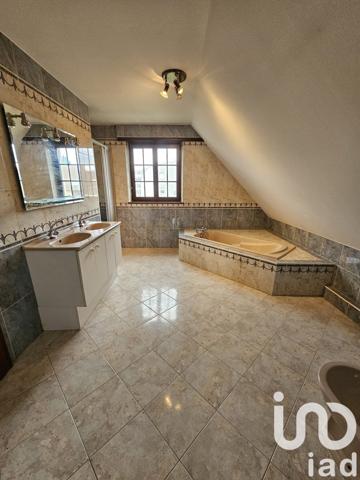 Maison de village 8 pièces de 140 m² à Geispolsheim (67118)