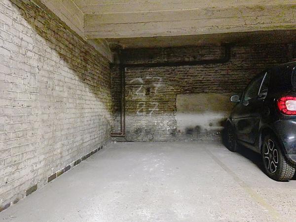 59800 LILLE Place de parking couverte