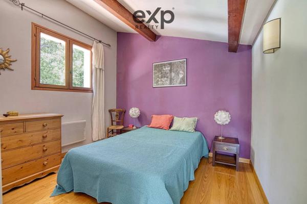 Superbe maison avec piscine et dépendance