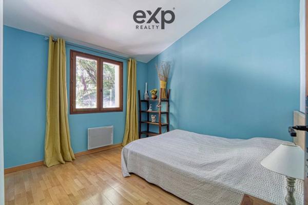 Superbe maison avec piscine et dépendance