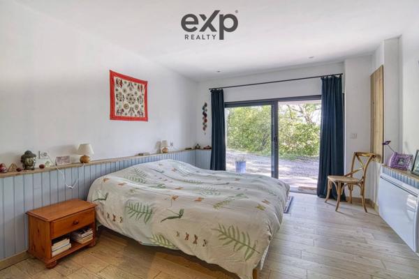 Superbe maison avec piscine et dépendance