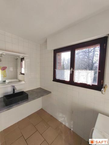 Maison 95 m² - vivable de plain-pied - sous-sol complet - jardin.