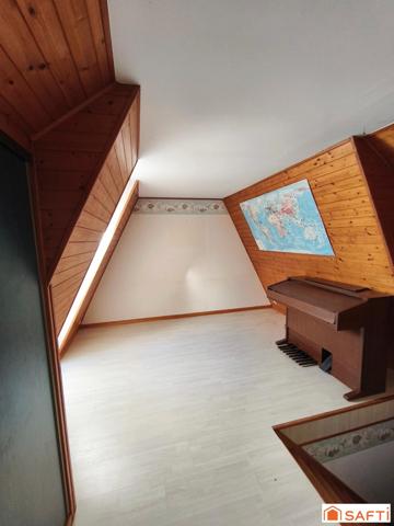 Maison 95 m² - vivable de plain-pied - sous-sol complet - jardin.