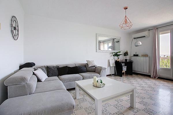 Appartement Vitrolles 3 pièces de 75 m² environ avec Cave