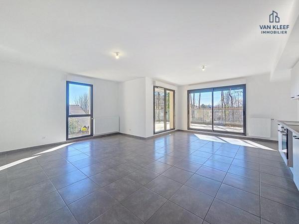 Vente / Appartement T5 à Divonne-les-Bains (01220)