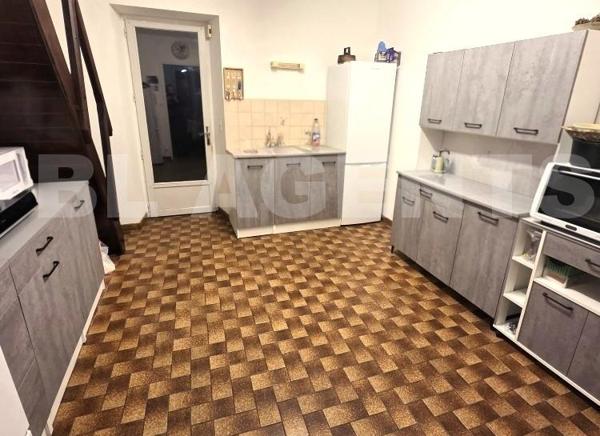 charmante maison 5 pièces proche Noyant-villages