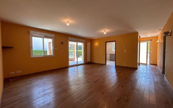 Maison à louer    4 pièces • 109 m2 Vineuil