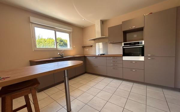 Maison à louer    4 pièces • 109 m2 Vineuil