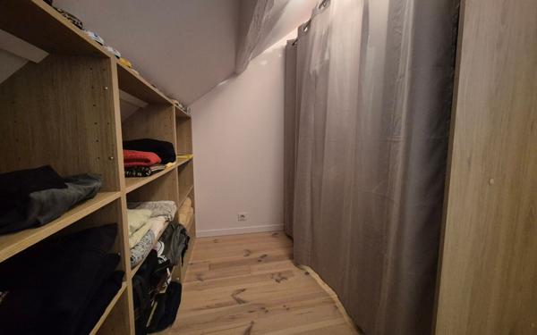 Maison à vendre    7 pièces •  Jouy-le-Châtel