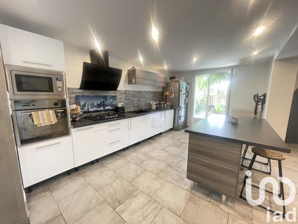 Maison à vendre 5 pièces 142 m² Marguerittes