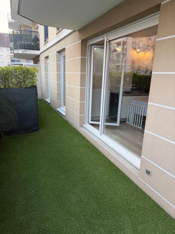 T3 avec espace extérieur en plein Coeur du quartier Toison D'or