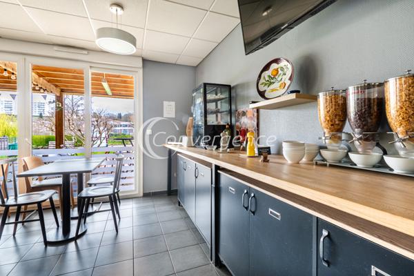 Appartement
                                                                                                                                                                                                                                                                                                                        2 pièce(s)                                                                                                                                                                                                          1 chambre(s)                                                                                                                                                                                                          36.53  m²
