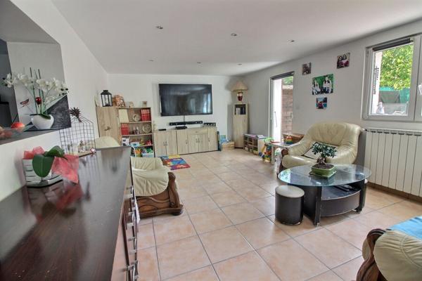 Maison Bouc Bel Air 5 pièce(s) 140.57 m2