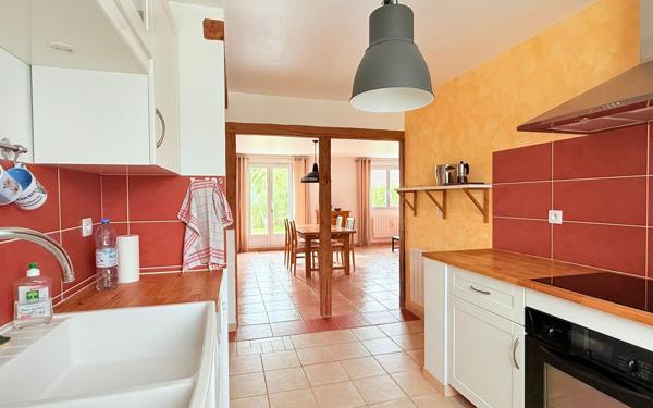 Maison à vendre    5 pièces • 80 m2 Jouy-le-Châtel