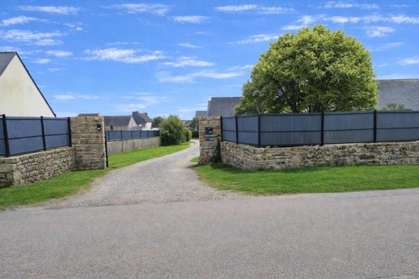 Maison 106 m² - 3 chambres - garage - Terrain 1 000 m² - Quartier calme - Proche plages