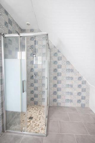 Maison 106 m² - 3 chambres - garage - Terrain 1 000 m² - Quartier calme - Proche plages