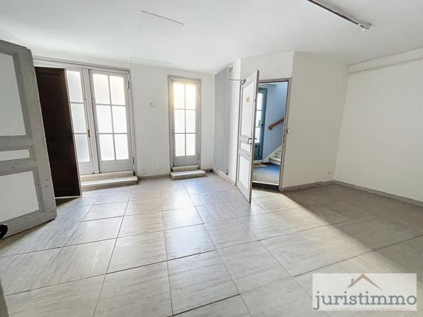 Valréas (84600) Immeuble de Caractère au Cœur de Valréas – Idéal Investisseurs