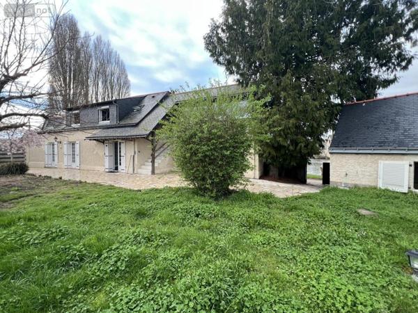 Maison à vendre à Seiches-sur-le-Loir dans le Maine-et-Loire (49140), ref : 49050-560
