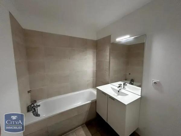 Appartement à louer 3 pièces 73.15m²