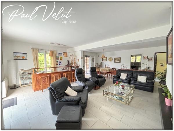 Maison familiale de 235 m² - vue panoramique - ALLEMOND (38)