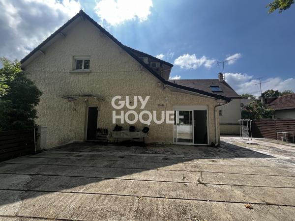 MAISON À VENDRE DE 7 PIÈCES DE 260,00 M²