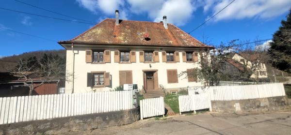 Breitenbach-Haut-Rhin (68380) Immeuble bien entretenu comprenant 4 logements T3 dont 1 libre