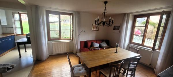 Breitenbach-Haut-Rhin (68380) Immeuble bien entretenu comprenant 4 logements T3 dont 1 libre