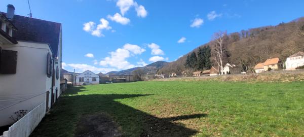 Breitenbach-Haut-Rhin (68380) Immeuble bien entretenu comprenant 4 logements T3 dont 1 libre