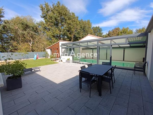 Maison à AIZENAY, 85190 - 7 pièces 145m²