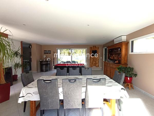 Maison à AIZENAY, 85190 - 7 pièces 145m²