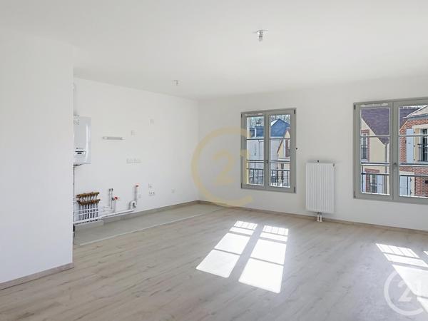 Appartement F4 à vendre  4 pièces - 89,80 m2 COMPIEGNE - 60