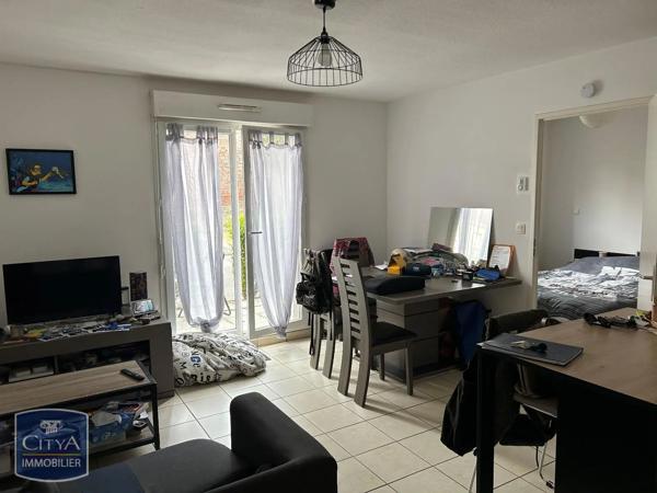 Appartement à louer 2 pièces 35.6m² Calais (62100)
