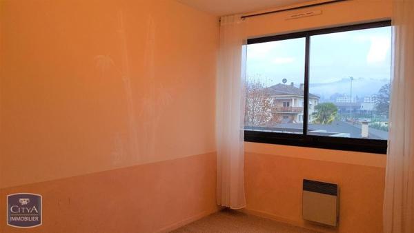 Local professionnel à louer 10.81m²