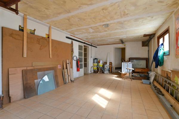Maison à Charbonnières-les-Bains, 69260 - 7 pièces 170m²