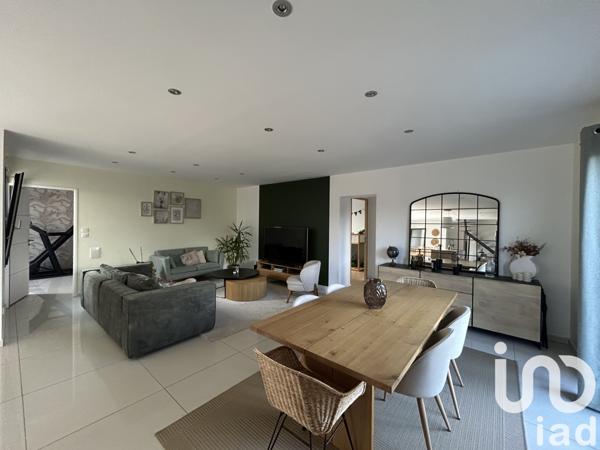 Maison à vendre 7 pièces 185 m² Longué-Jumelles