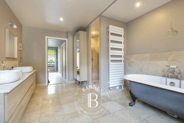 La Garenne-Colombes, Maison 5 Chambres -  280 m² à vendre