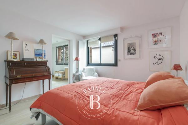 La Garenne-Colombes, Maison 5 Chambres -  280 m² à vendre